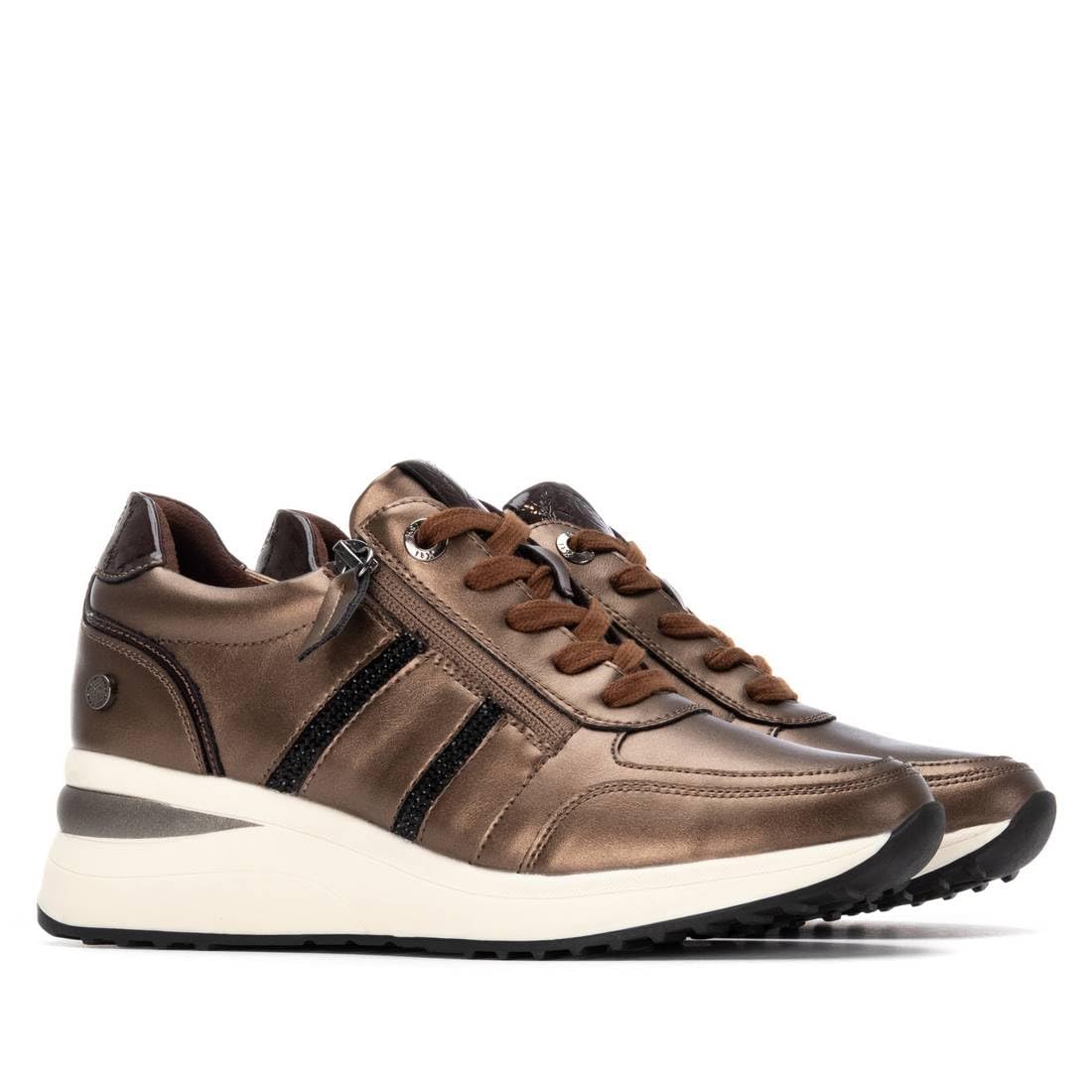 XTI - Sneakers Kobiety - Wygodne i wszechstronne obuwie – moda casualowa