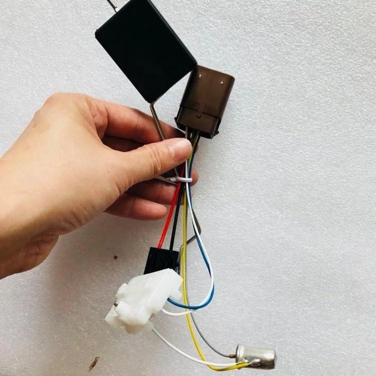 Sensor nivel combustible Daewoo Lacetti y Chevrolet Optra 96447443 2