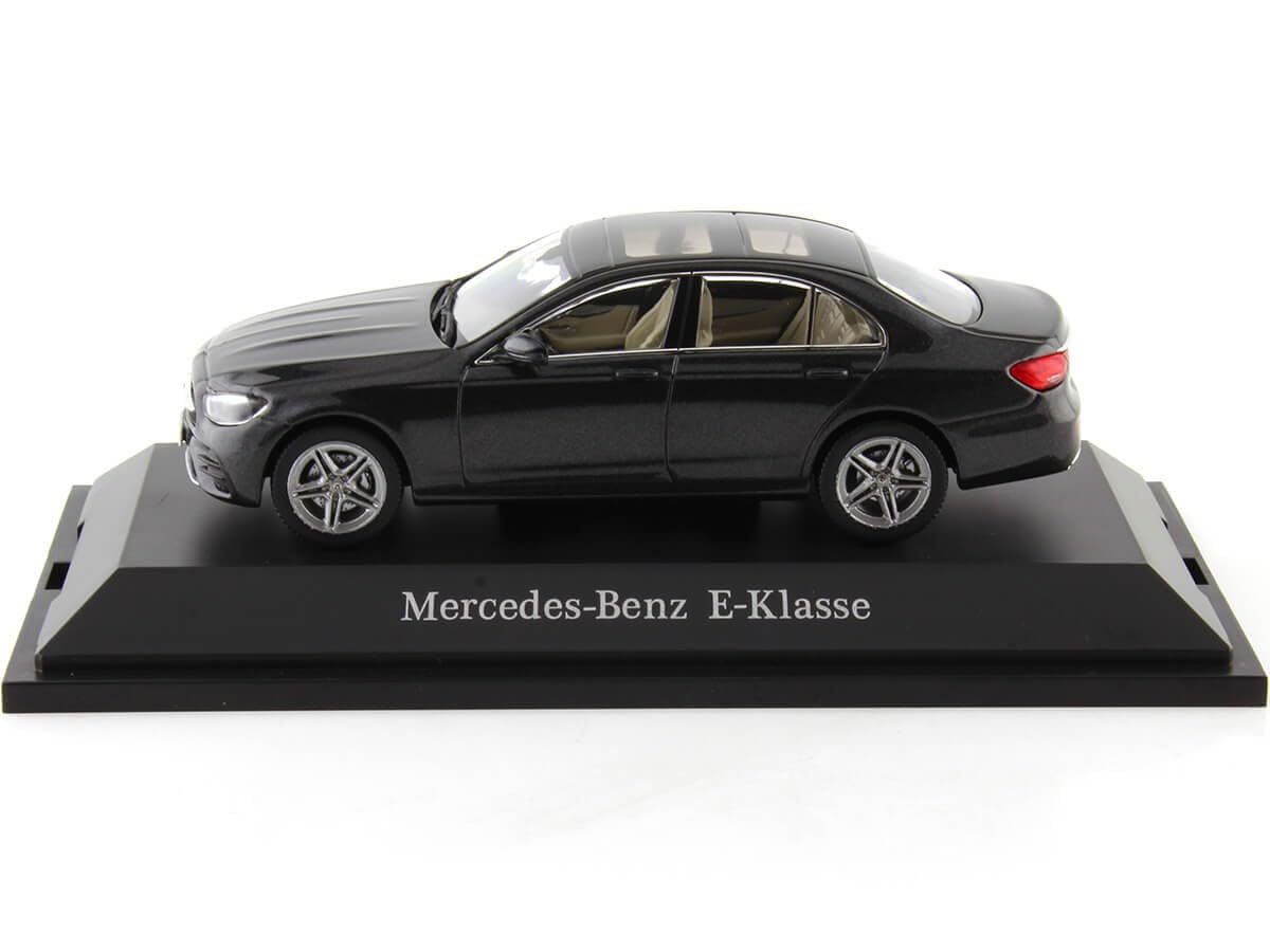 2020 Mercedes-Benz Clase-E (W213) MOPF Gris Grafito Metalizado 1:43 Dealer Edition B66960499
