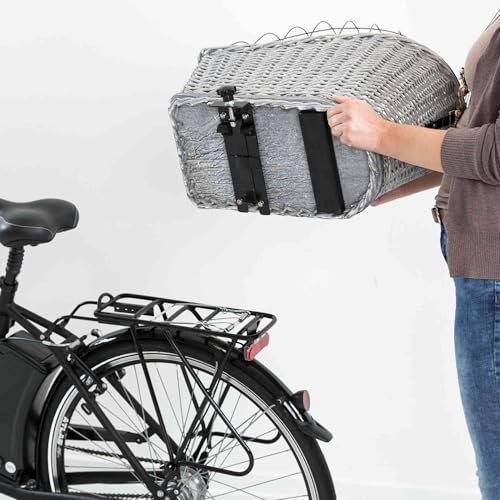 TRIXIE Fahrradkorb Weide für Hunde bis 8 kg 35 × 49 × 55 cm - gewebter Hundefahrradkorb für den Gepäckträger - mit Schutzgitter und weichem Kissen, 13114