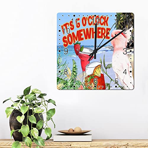 Horloge murale rustique perroquet pour une déco de cuisine vintage