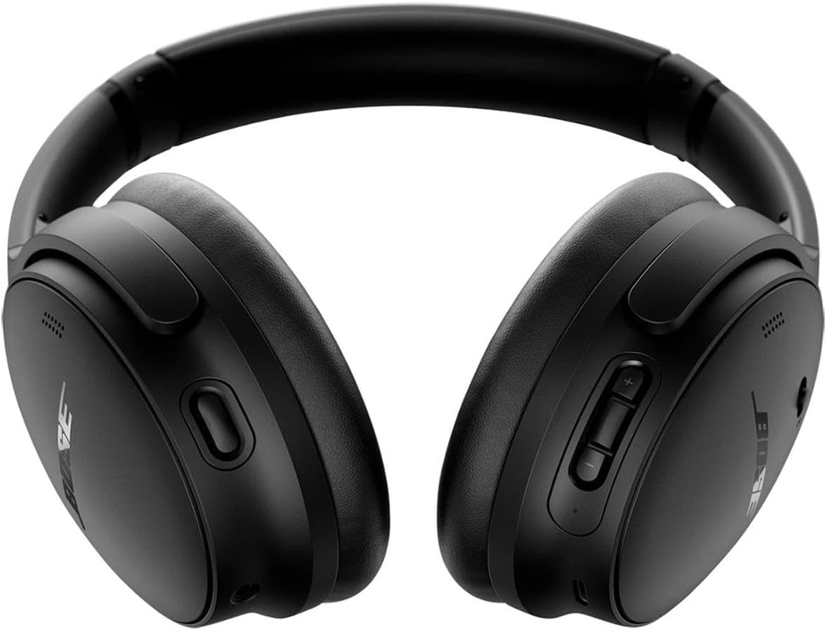 أمام view of the Bose QuietComfort headphones, showing the control buttons on the right earcup.