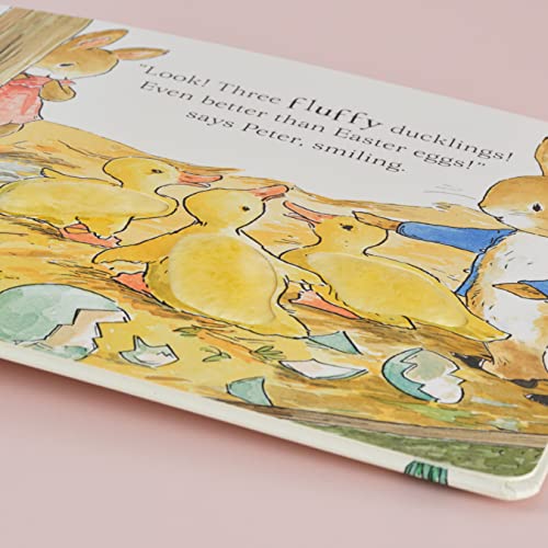 Peter Rabbit A Fluffy Easter Tale: A touch-and-feel book