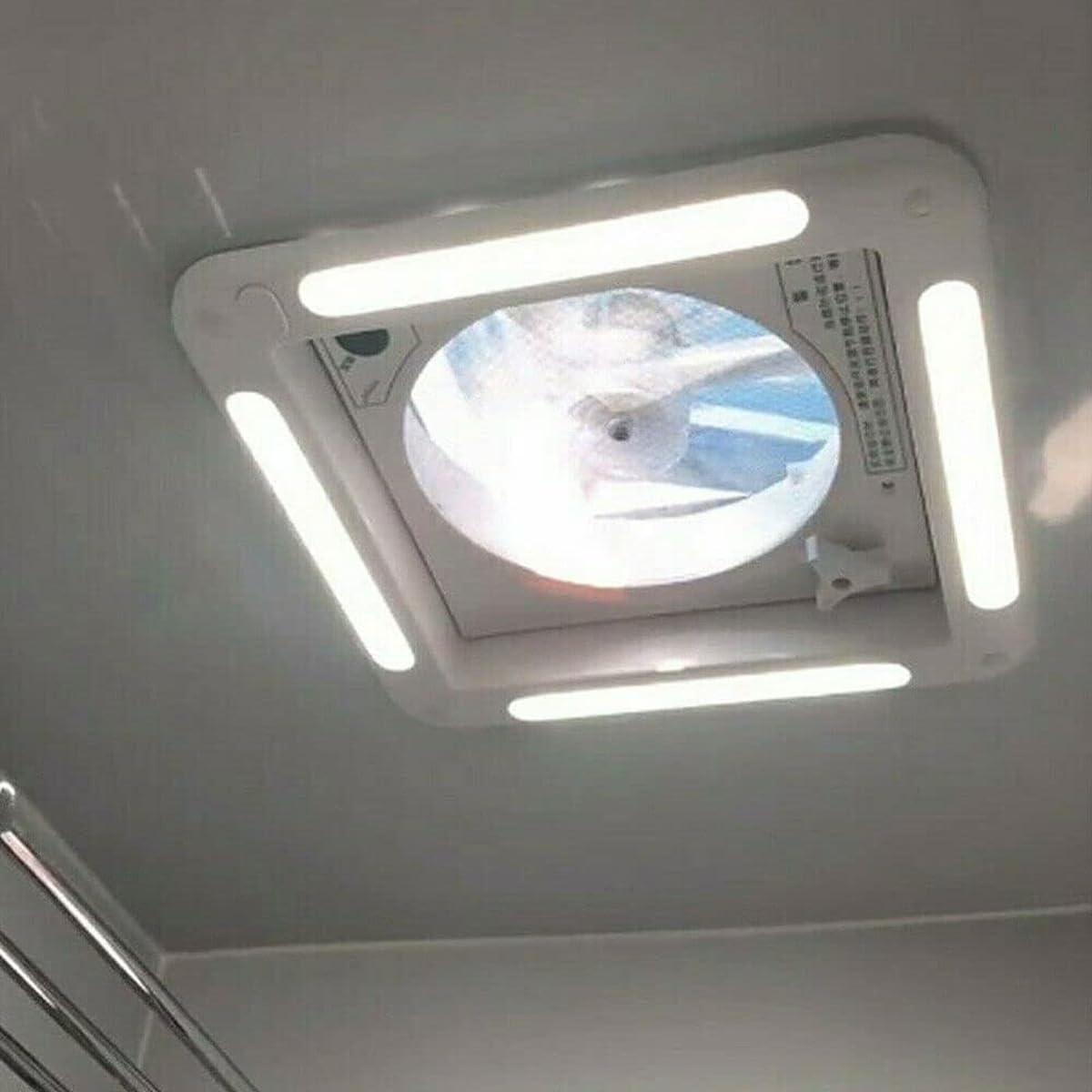 Wentylator Podłogowy, Wentylator Dachowy Do Kampera Z Czujnikiem Deszczu, Wentylacja 12 V I Oświetlenie Led, Dwukierunkowy Przepływ Powietrza Do Kamperów, Przyczep Kempingowych, Przyczep Kempingowych