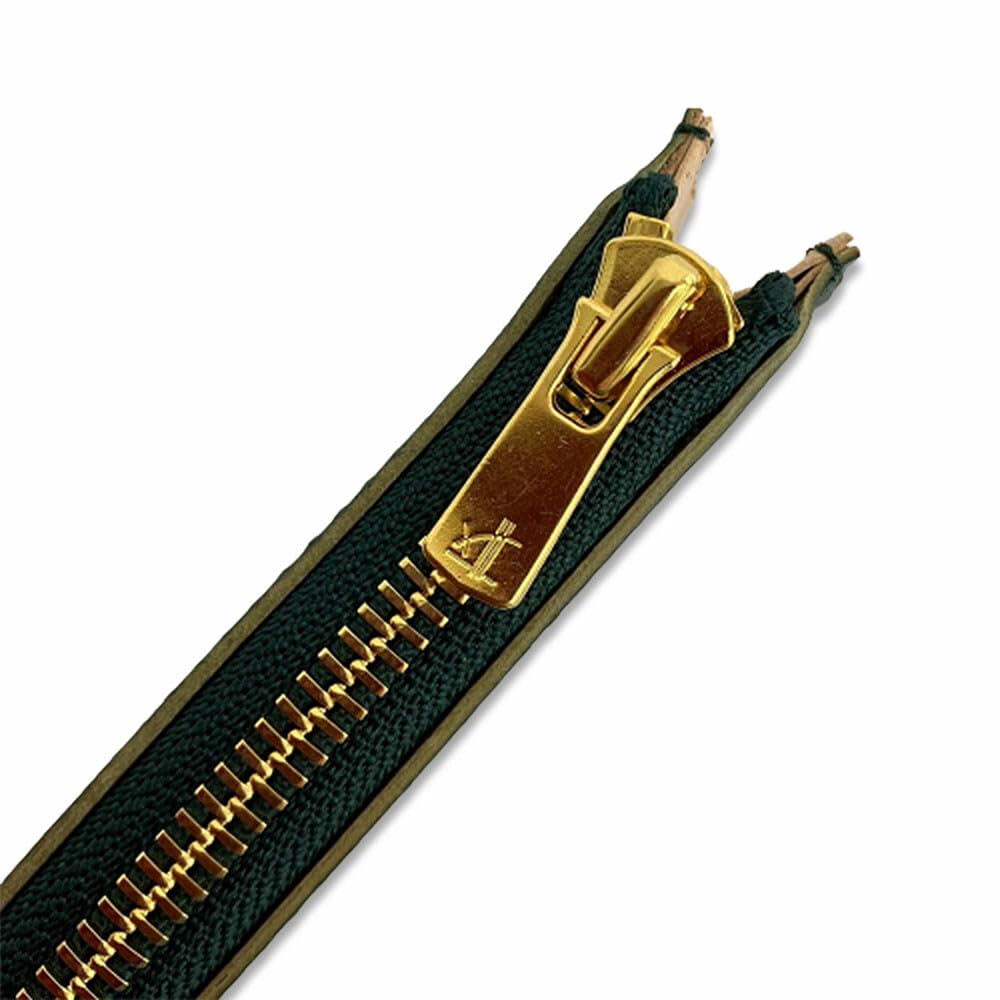 Amazon.co.jp: 新喜皮革 オイルコードバンLファスナーロングウォレット