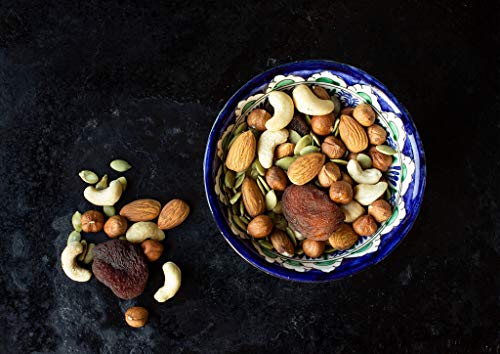 Organic Active Life Trail Mix, 2 Pounds — Raw And Non-Gmo Snack Mix Contains Cashews, Pumpkin Seeds, Apricots, Hazelnuts, Almonds. Vegan Superfood, Kosher, No Added Sugar, Bulk #TOP4