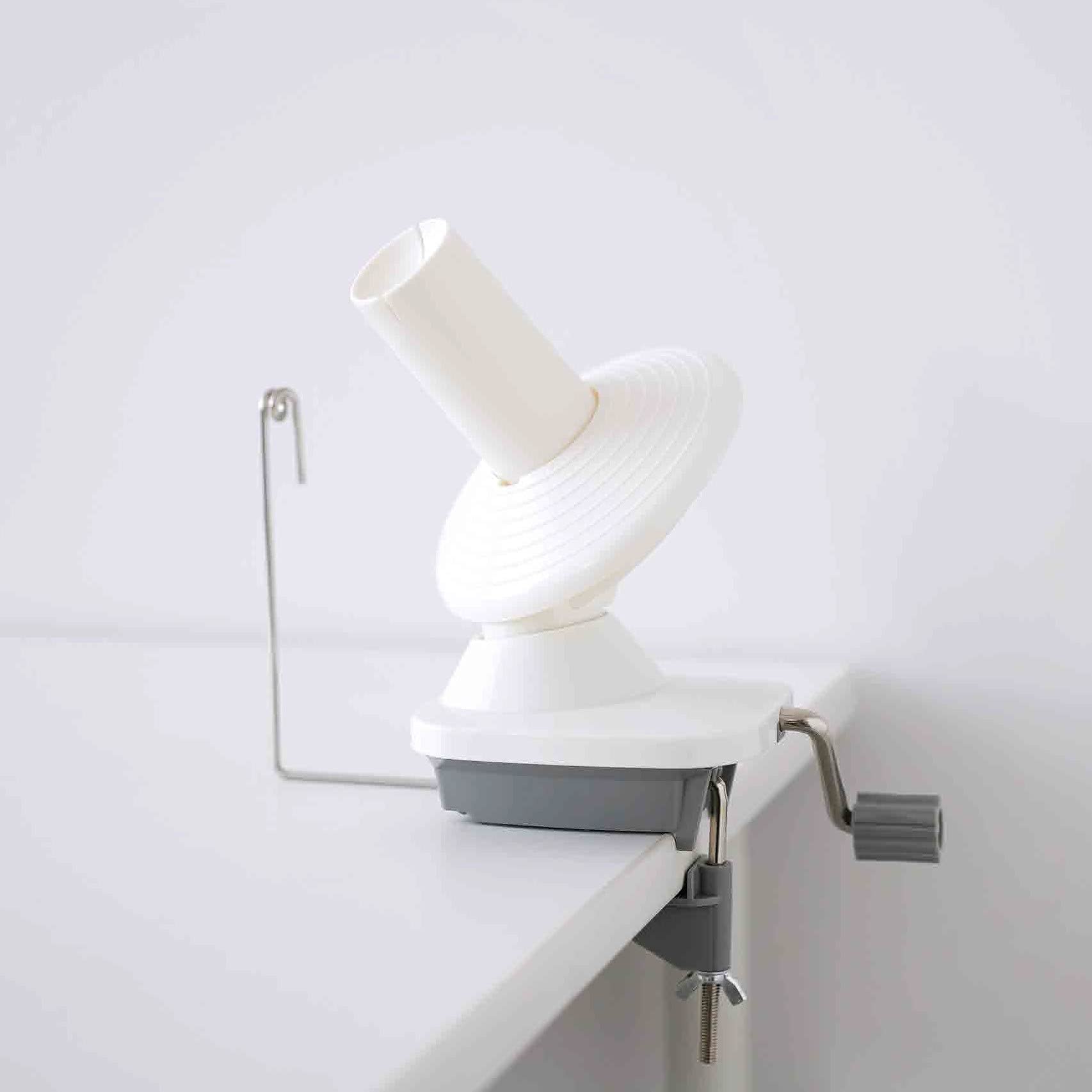 Amazon.co.jp: 横田 ダルマ 編み物用具 玉巻き器 type2 01-8752 白