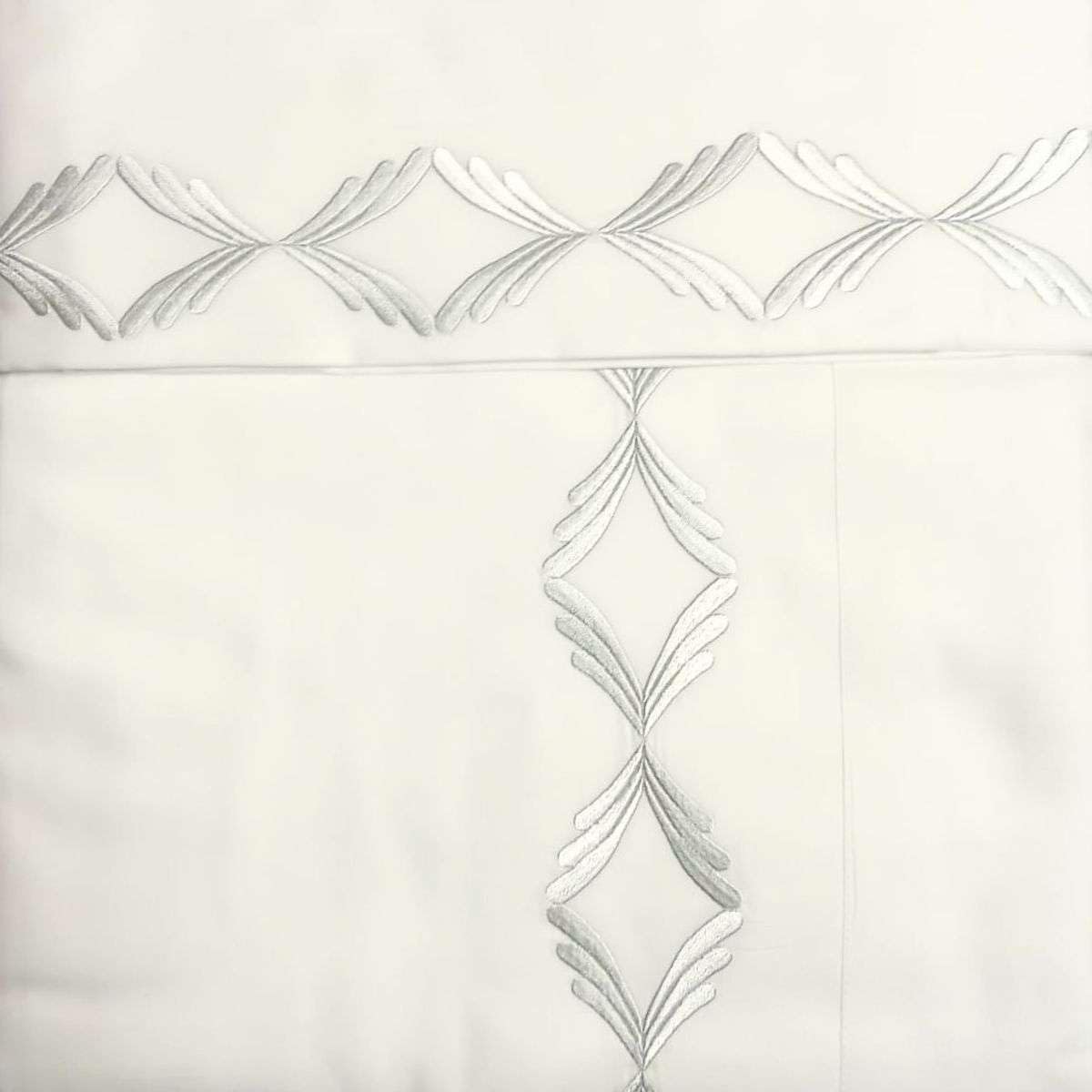 Parure de lit en satin 100% coton brodé Ricami Fiorentini Baldi crème lit double maxi