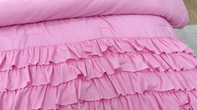 Watch MWMWMW Pink Waterfall Ruffle Comforter Set on Amazon Live