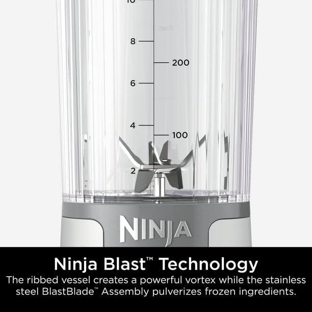 Blast 16 oz. Portable Blender with Leak Proof Lid and Easy Sip Spout, White, BC100WH,RECHARGEABLE BASE, EASY TO CARRY