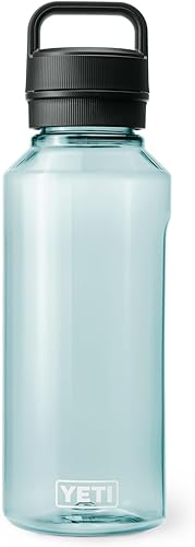 Miniatura 1 de YETI Botella de agua Yonder de 1.5L50 oz con tapa Yonder Chug, espuma de mar