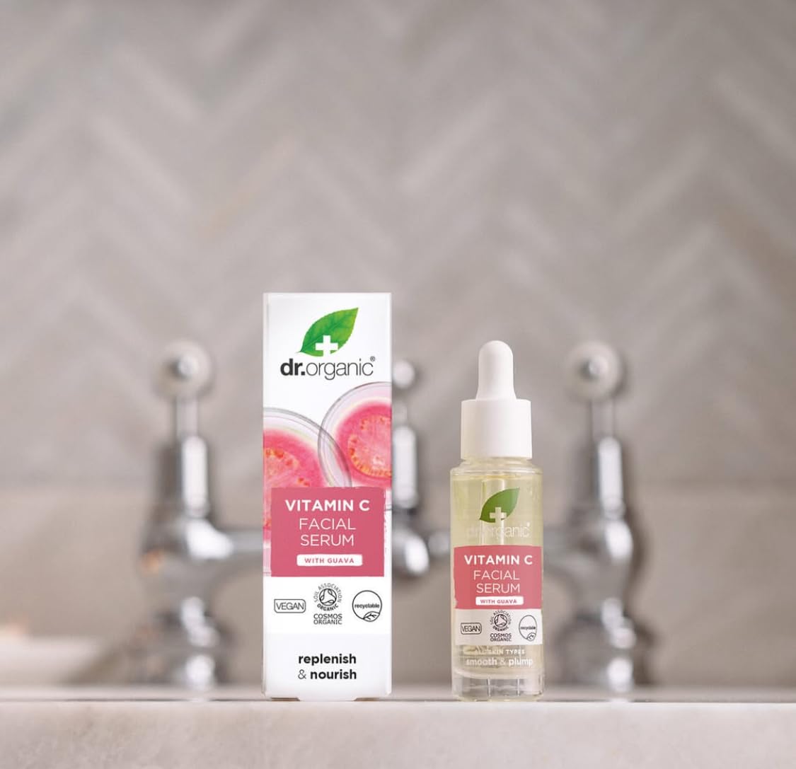 Dr. Organic Guava Vitamin C Moisture Boosting Oil | Hydrating & Brightening for Dull, Dehydrated Skin, With Tropical Guava Extract, 100% Natural Origin, Vegan, 30 mL / 1 fl oz