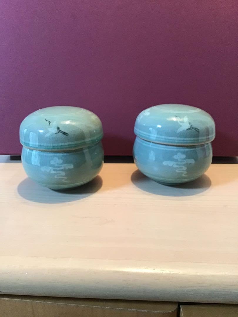 湯呑み　茶漉し蓋付き　高麗青磁　未使用　鶴絵付け　青磁湯呑み　　煎茶道具　茶道具 湯呑み 茶漉し蓋付き 高麗青磁 鶴絵付け 青磁湯呑み 煎茶道具 茶道具