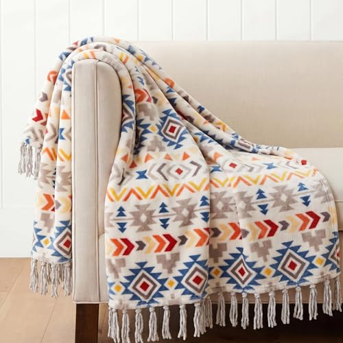 CASAAGUSTO Boho Throw Blanket Only $29.99 (Reg. $29.99) at Amazon