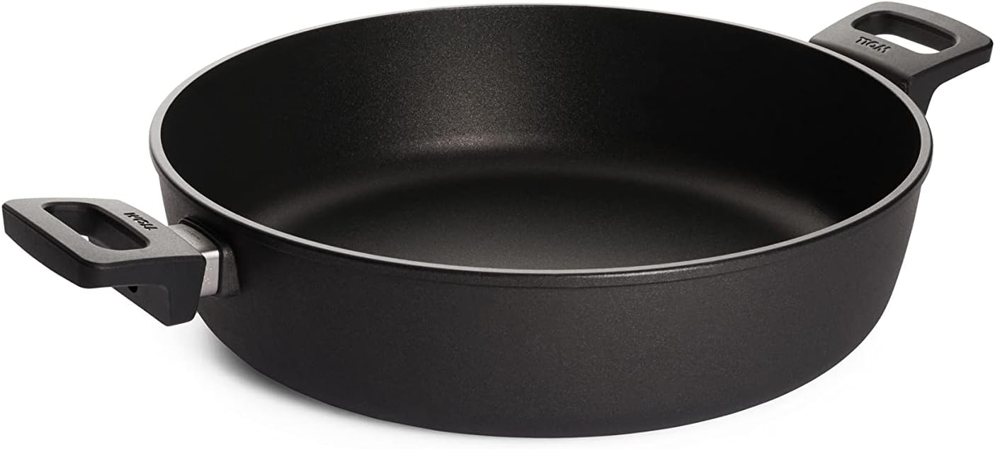 WollNowo Titanium Casserole, Diameter 32 cm, 8 cm High, 5.5 Litres, with 2 Side Handles, Suitable for Ceramic, Gas, Electric, Halogen - Not Suitable for Induction Cookers
