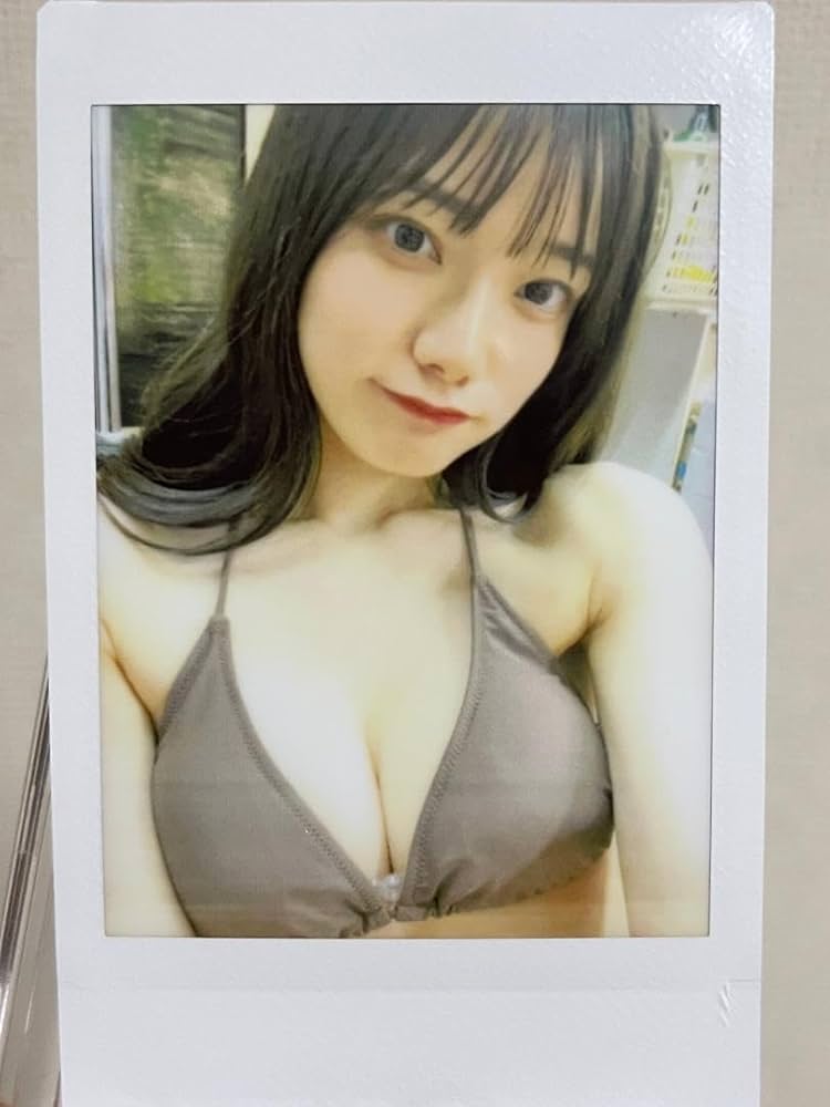 Amazon.co.jp: 宮下玲奈 チェキ グラビア SNS 水着 かわいい 3