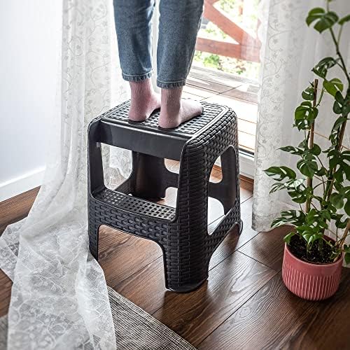 KADAX Stool made of plastic recycled materials, step stool for up to 160 kg, rattan stool with non-slip feet, step bathroom stool, living stool, lightweight stool, garden stool, stool (grey)
