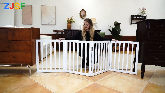 (犬太郎)ゲートファズ　GATEFUZZ Amazon.com: ZJSF Freestanding Indoor Dog Gate for House Foldable