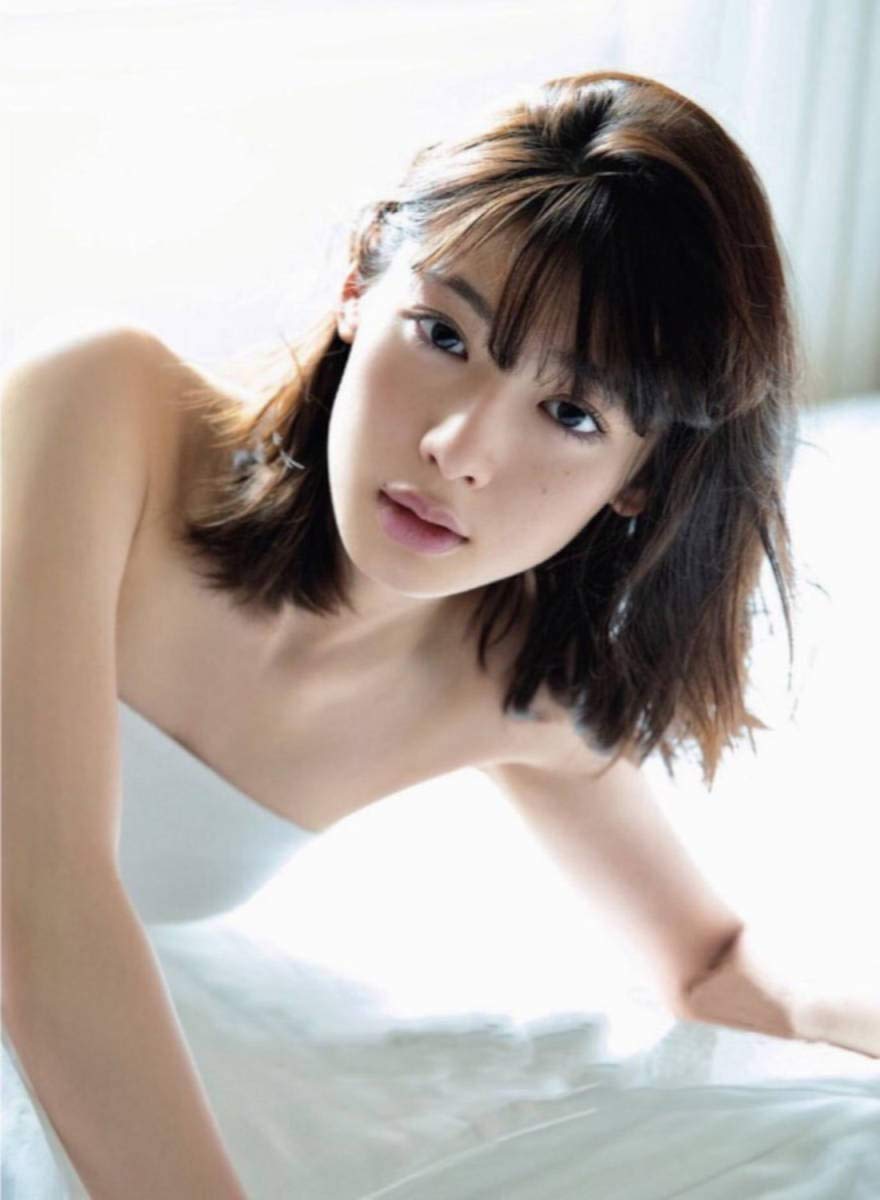Amazon.co.jp: 女優 白石聖 L判 写真 50枚 まとめ売り！ : おもちゃ