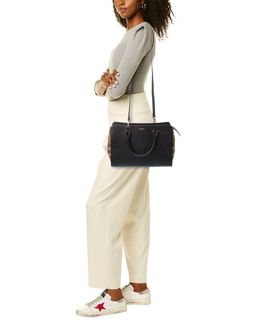 Burberry bolso de mano con bandolera mujer 8084023 sm banwell mx negro