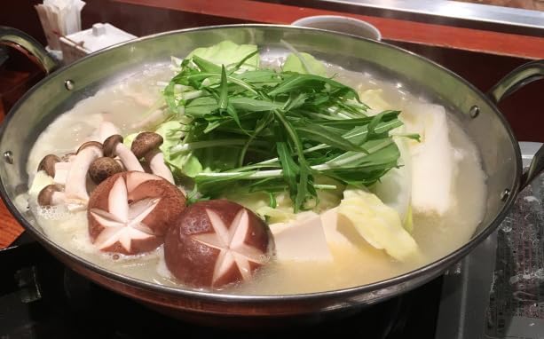 博多浜や だし力 水炊き セット 濃厚 スープ 国産 添加物 化学調味料 不使用(素材にこだり) 大分県産 特別飼育 平飼い ブランド鶏 コラーゲン 鶏がら 博多グルメ お取り寄せ だしぽん酢付き