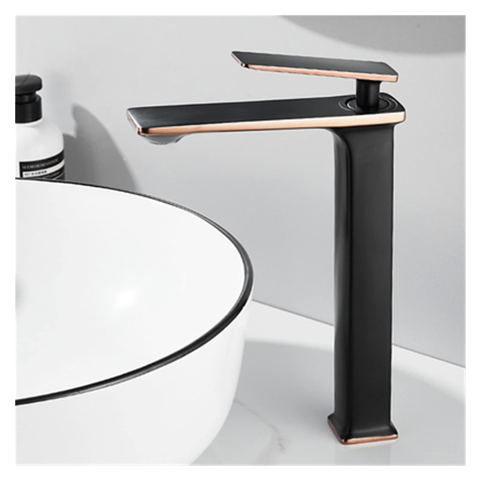 Robinet de bain haut de gamme or rose et noir pour salle de bains moderne à poser sur pont