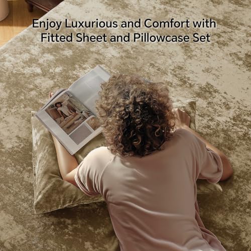 Image of BEDELITE Velvet Fitted Sheet and Pillowcase Set 3Pcs, King, Khaki | Double-Sided Plush Bottom Sheet, Luxuriously Soft & Warm, 360 Elastic & Corner Straps, 15 Inch Deep Pocket, Machine Washable