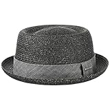 LUFTIG-LOCKERER SOMMERHIT // Seine hochwertigen Materialien sorgen für ein leichtes Tragegefühl und eine frische Brise, wodurch sein Träger trotz hoher Temperaturen einen kühlen Kopf bewahren kann