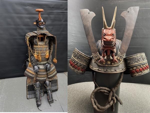 等身大甲冑一式　鎧、兜　血の跡のようなものあり ヤフオク 【流】現代甲冑 等身大甲冑 赤鎧 鎧兜一式 鎧櫃付 出品