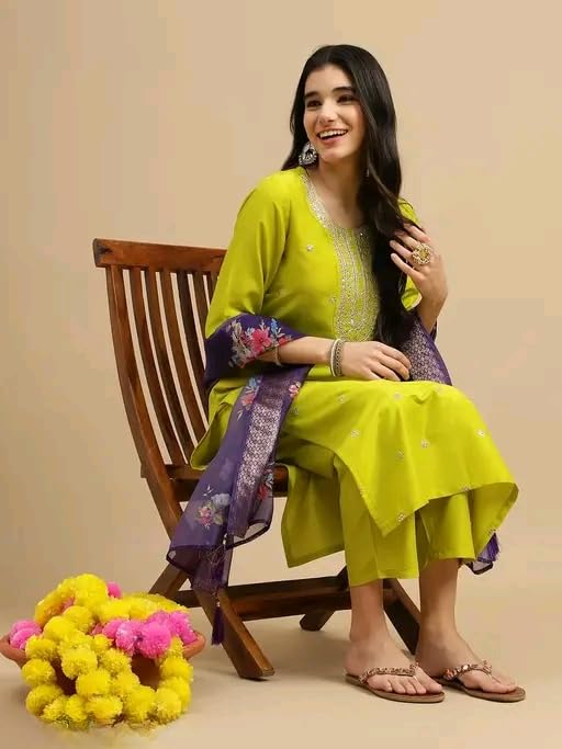 Image of Women's Embroidered Straight Kurta Set with Pant and Floral Silk Dupatta