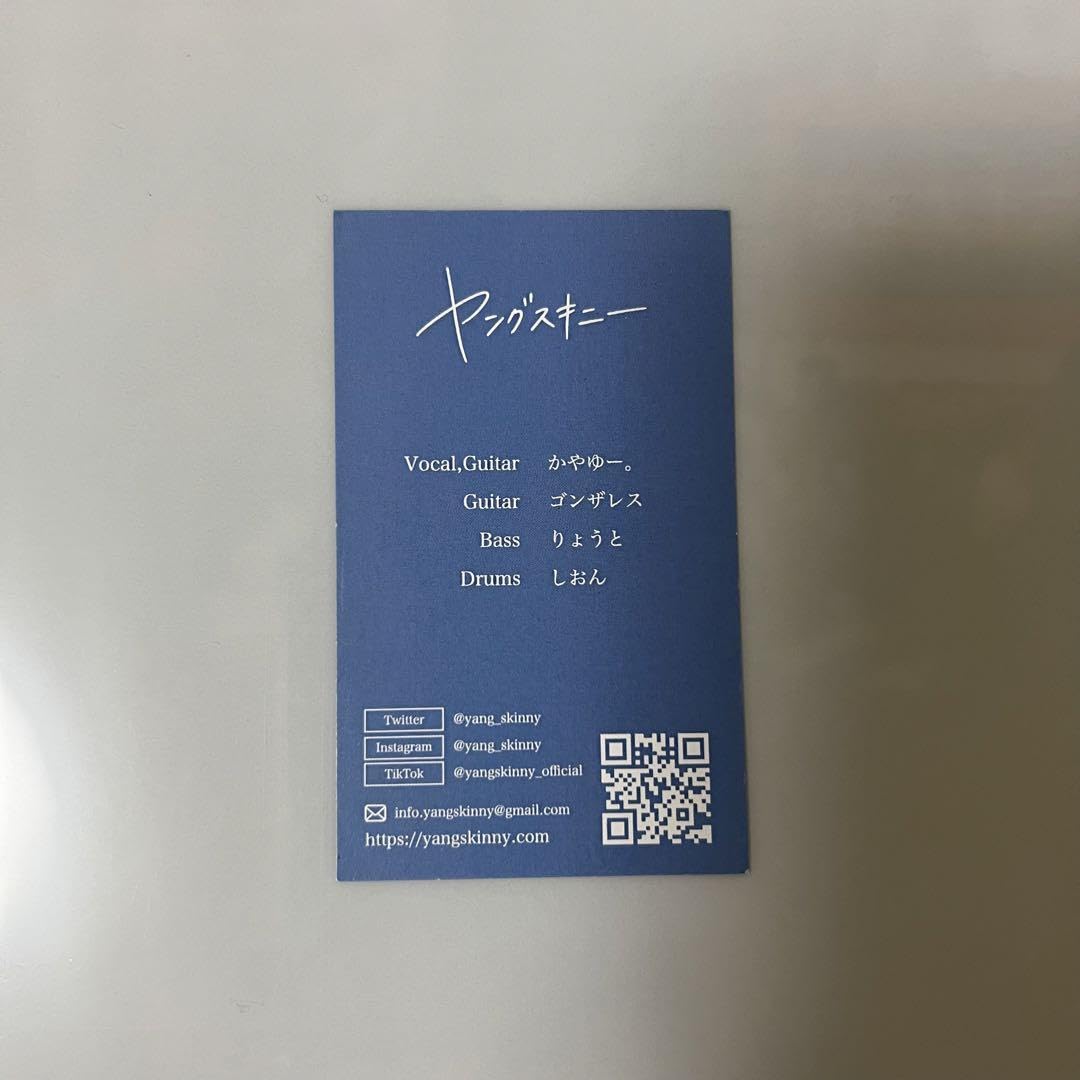 Amazon.co.jp: ヤングスキニー サイン入り チェキ : おもちゃ