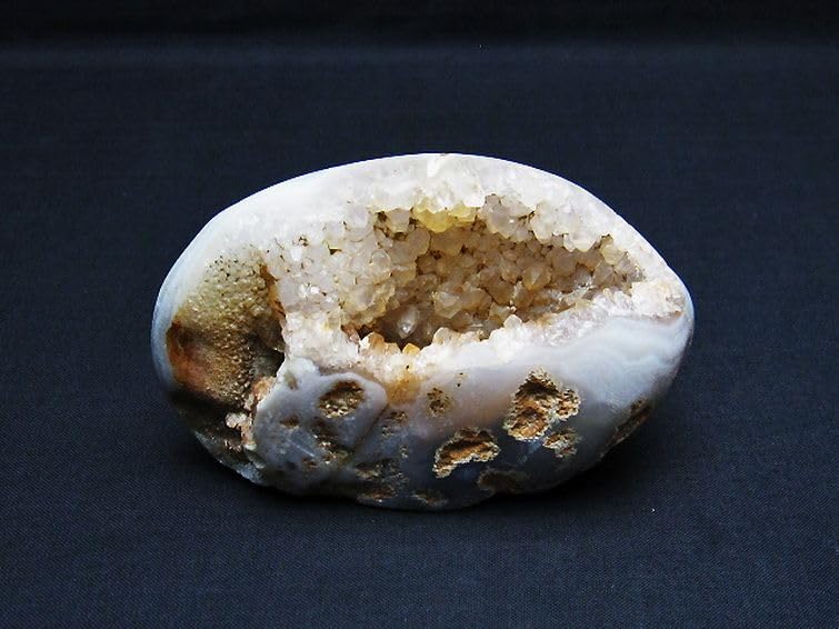 Amazon.co.jp: ウルグアイ産 アゲート水晶ドーム【T757-1746