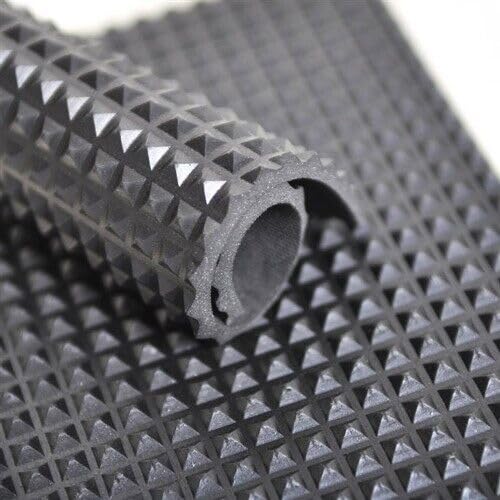 HEAVY DUTY RUBBER FLOOR MATTING SAFETY PYRAMID STYLE ANTI SLIP 1.2 WIDE x 3mm COMMERCIAL GARAGE OUTDOOR INDOOR (1m x 1.2m Pyramid)