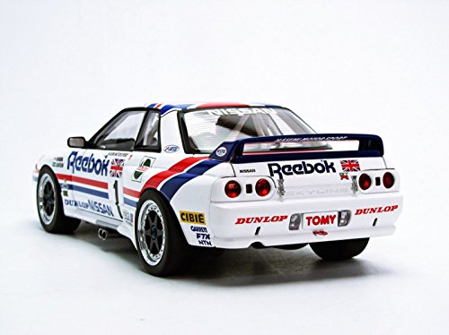 Amazon.co.jp: AUTOart 1/18 日産 スカイライン GT-R (R32) '90