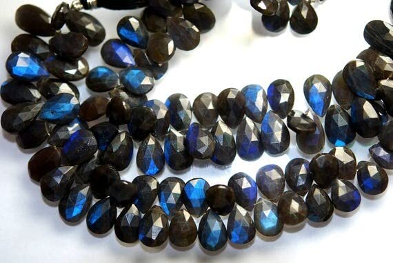 Labradorite briolette poire facettée 13-15mm pour création bijoux éclat bleu noir unique