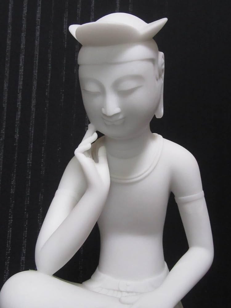 Amazon｜【価格】弥勒菩薩半跏像（大理石）高さ30cm重さ3.6kgケース