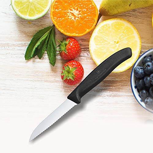 Faca Victorinox Swiss Classic lâmina serrilhada, cabo Preto, 8cm