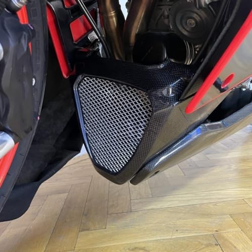 Panneau latéral carbone RS660 | Remplacez le plastique par le carbone 3K - 4