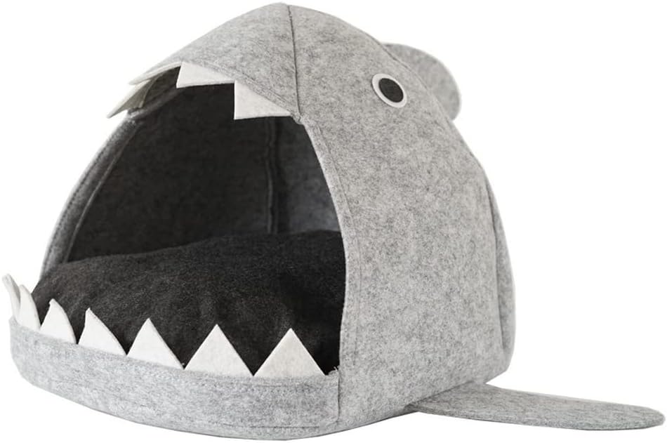 Cat Nest Shark-Shaped Cat Bed Cute and Comfortable Semi-Enclosed Pet Cat House with Removable and Washable Cushions Suitable for Spring and Summer Small Cats and Dogs Pet Sofa Bed | Cute and Comfortable with Removable and Washable Cushions Suitable for Spring and Summer Small Cats and Dogs Pet Sofa Bed