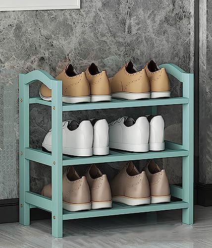 Meubles de rangement pour chaussures au design naturel dans l'entrée