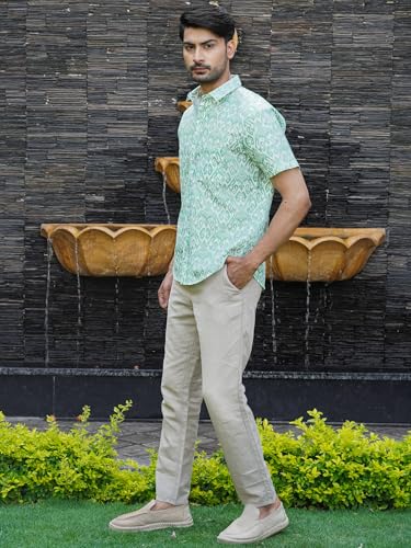 Image of Men's Green Geometric Pattern Cotton Casual Shirt