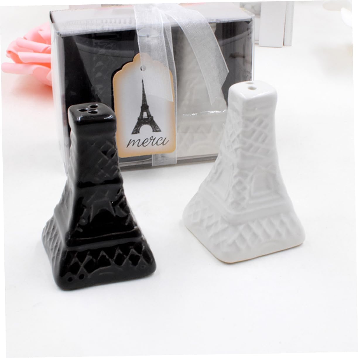 2pcs Vintage Eiffel Tower Ceramic Spice Shakers for Salt and Pepper