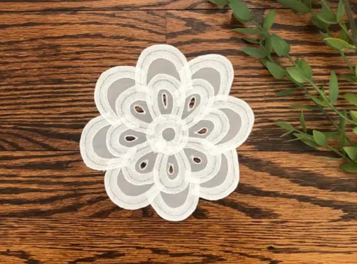 Peking Handicraft 06M9206W08 8 in. Crystal Lace White Round Crochet Doily