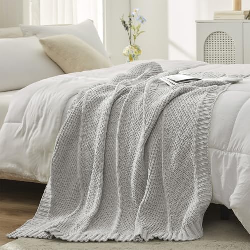 Amélie Home Chevron Chenille Knit Throw Blanket for Couch, Cozy Texture Decorative Soft Blanket for Sofa & Chair, 50"x60", Light Grey
