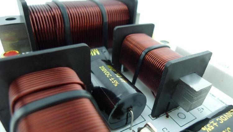 Generic 1pcs 480W 3 Unit Speaker Frequency Divider 3 Way Audio Crossover Filter TDS-3080