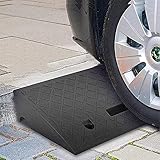 Portable: las rampas de acera de servicio pesado livianos y flexibles son livianos y son muy fáciles de transportar o transportar de un lugar a otro.