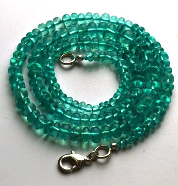 Apatite verte st de 17 pouces, le cadeau idéal pour amateurs de pierres fines