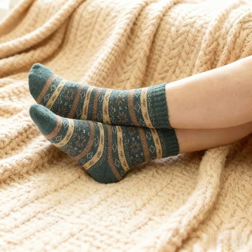 Image of Wool Socks for Women, Cozy Thermal Fall Winter Hiking Alpaca Warm Think Knit Comfy Crew Calf Socks
