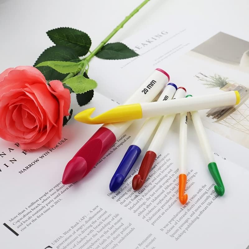 6pcs/Set Fashion Colorful Crochet Hooks, Thick Hollow Handle Knitting Needles, DIY Sweater Woven Tools, Sewing Accessories Set - (Style A)