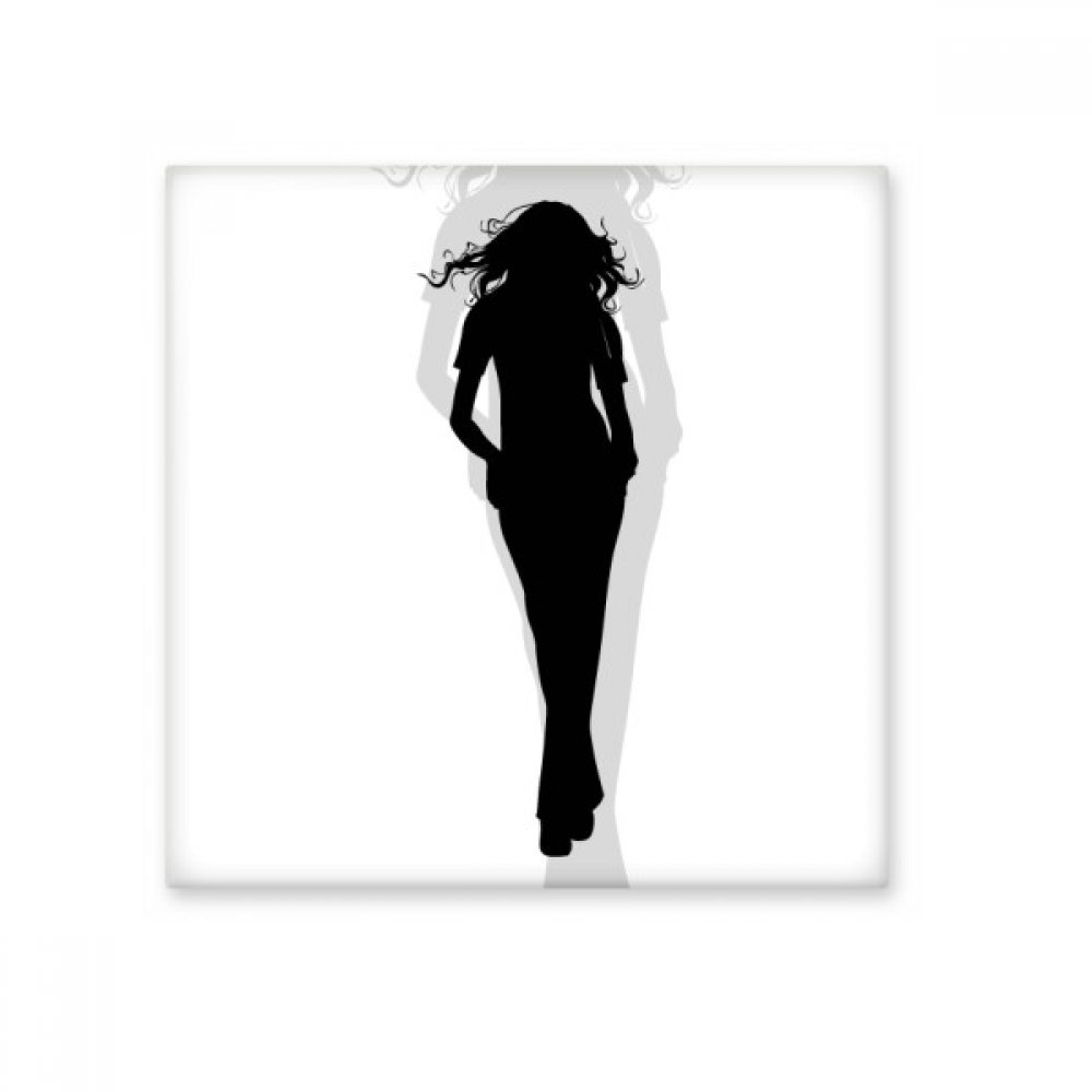 Carrelage céramique brillant mural avec motif silhouette femme pour déco artisanat
